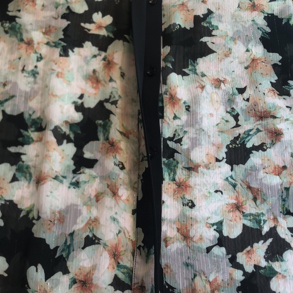 LIZ Claiborne 1X Sheer Blouse Floral PIT TO PIT 26"  corals, greens, Preworn - Picture 12 of 15